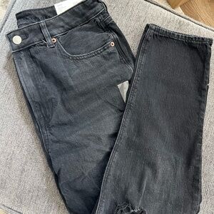 Women's Black Ripped Jeans american eagle mom jeans size 6 x-short brand new